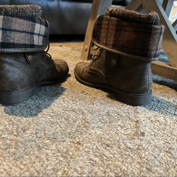 Womens boots size 7.5 - Picture 4 of 6